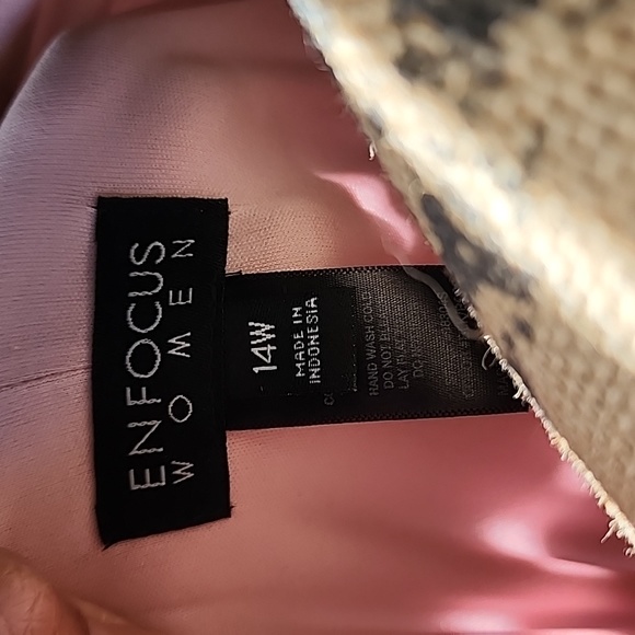 ENFOCUS Dress - Picture 8 of 9